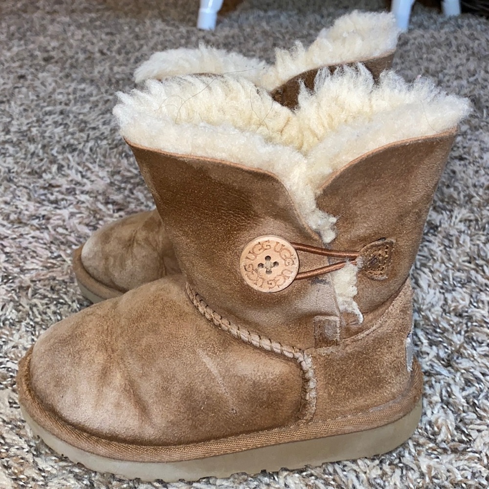 Toddler Ugg’s size 10